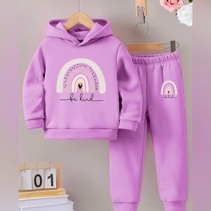 “Be Kind” Girls Sweat Outifit Size 5/6T